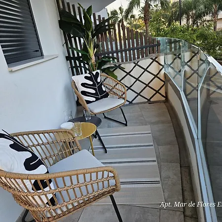 Inf1.1d - Modern Flat Near Old Town *