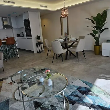 Inf1.1d - Modern Flat Near Old Town Apartman Estepona