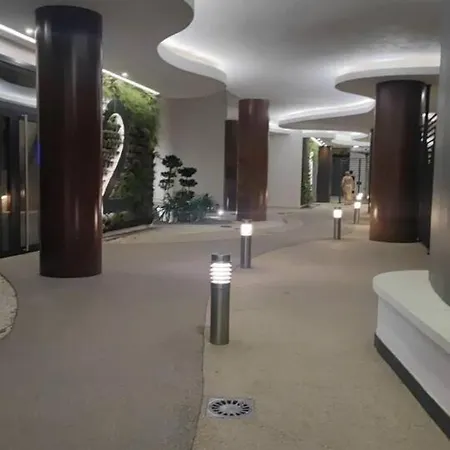 Apartman Inf1.1d - Modern Flat Near Old Town