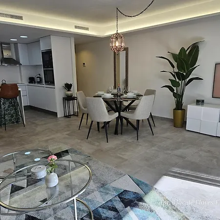 Inf1.1d - Modern Flat Near Old Town 아파트 *