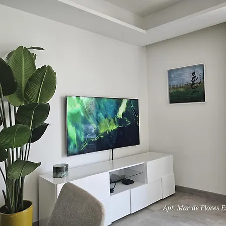 Inf1.1d - Modern Flat Near Old Town